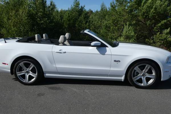 2014 Ford Mustang GT Cab / SÅLD!